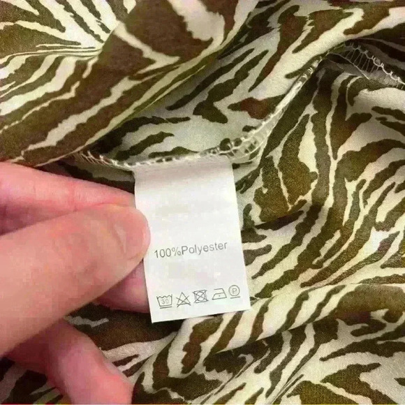 Two  tones Animal prints adjustable spaghetti straps V-neck cami midi-maxi dress - Picture 10 of 11